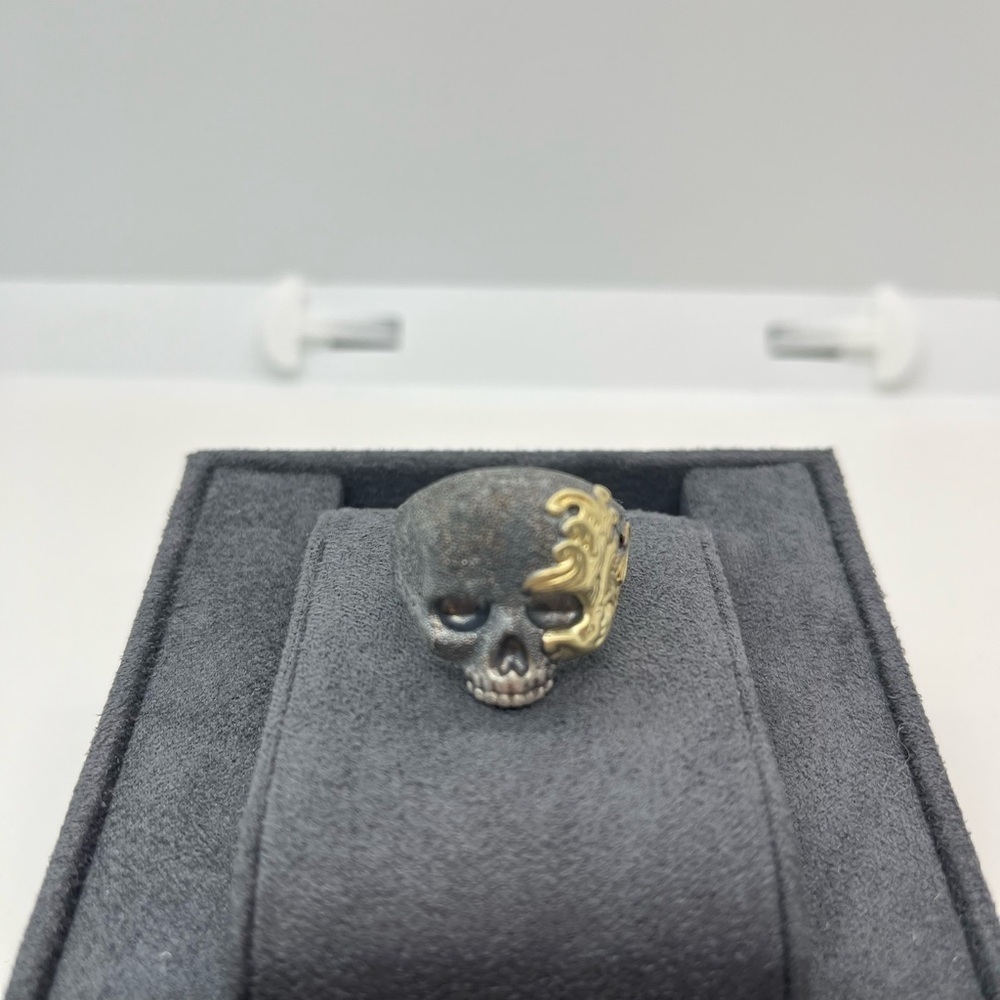 David Yurman Men's Skull Ring with 18k yellow gold - Picture 7 of 7